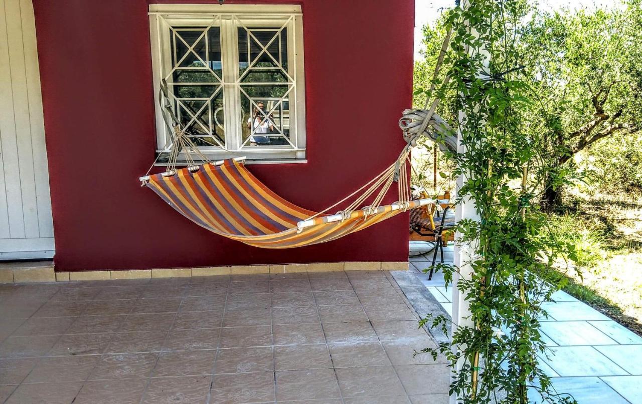 Olive Garden Guest House Kyparissia Exterior foto