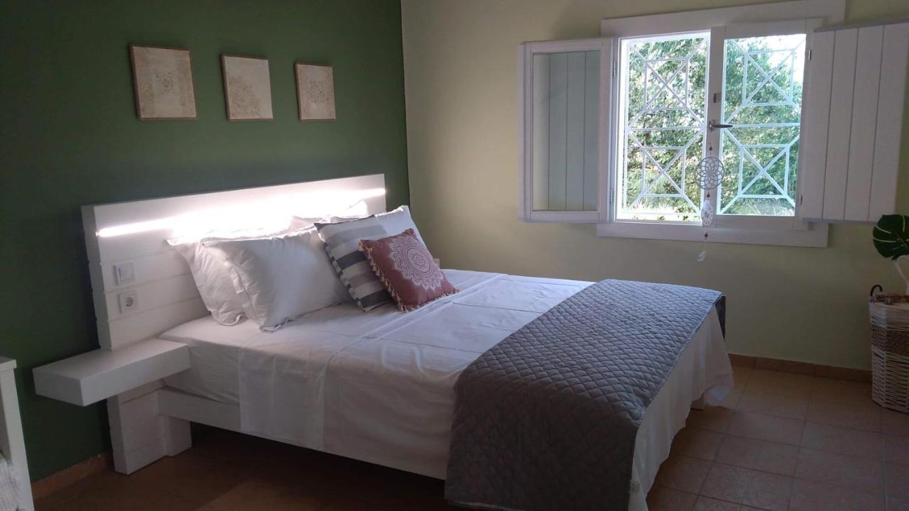 Olive Garden Guest House Kyparissia Exterior foto